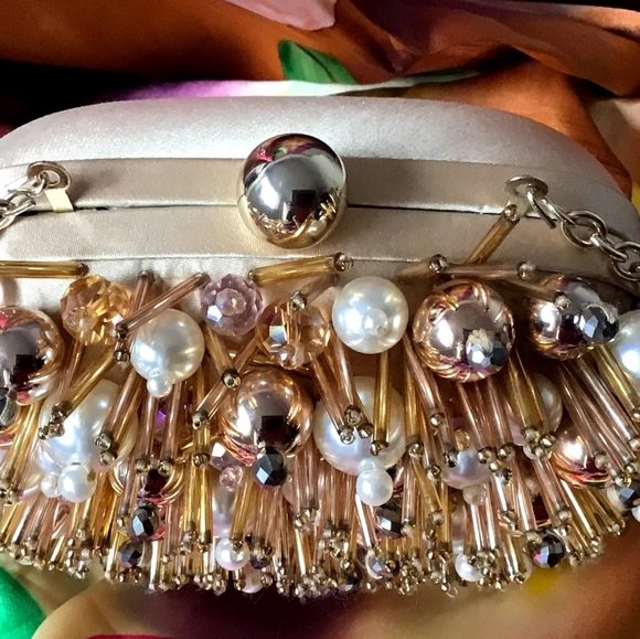 ALDO LISTOLADE CLUTCH - Picture 3 of 16